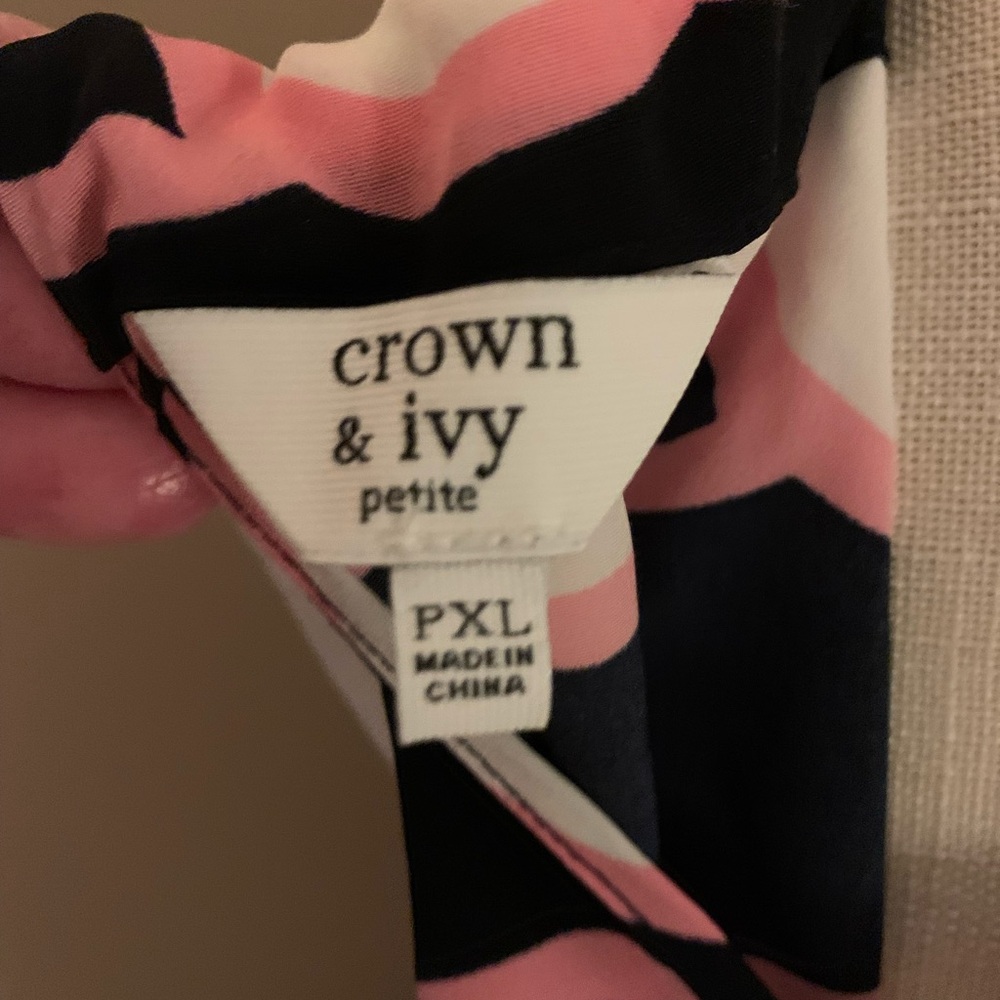 Crown & Ivy Pink and Navy Patterned Dress - Picture 5 of 5